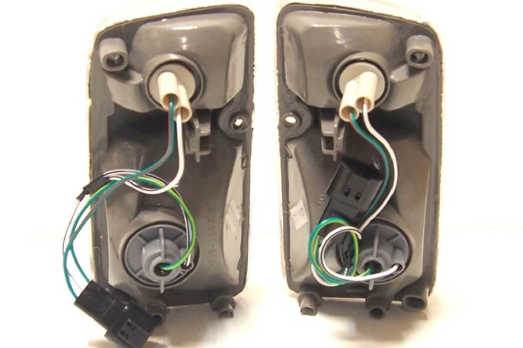 Fanalini Anteriori Nissan Patrol GR Y60 – Crystal - immagine 3