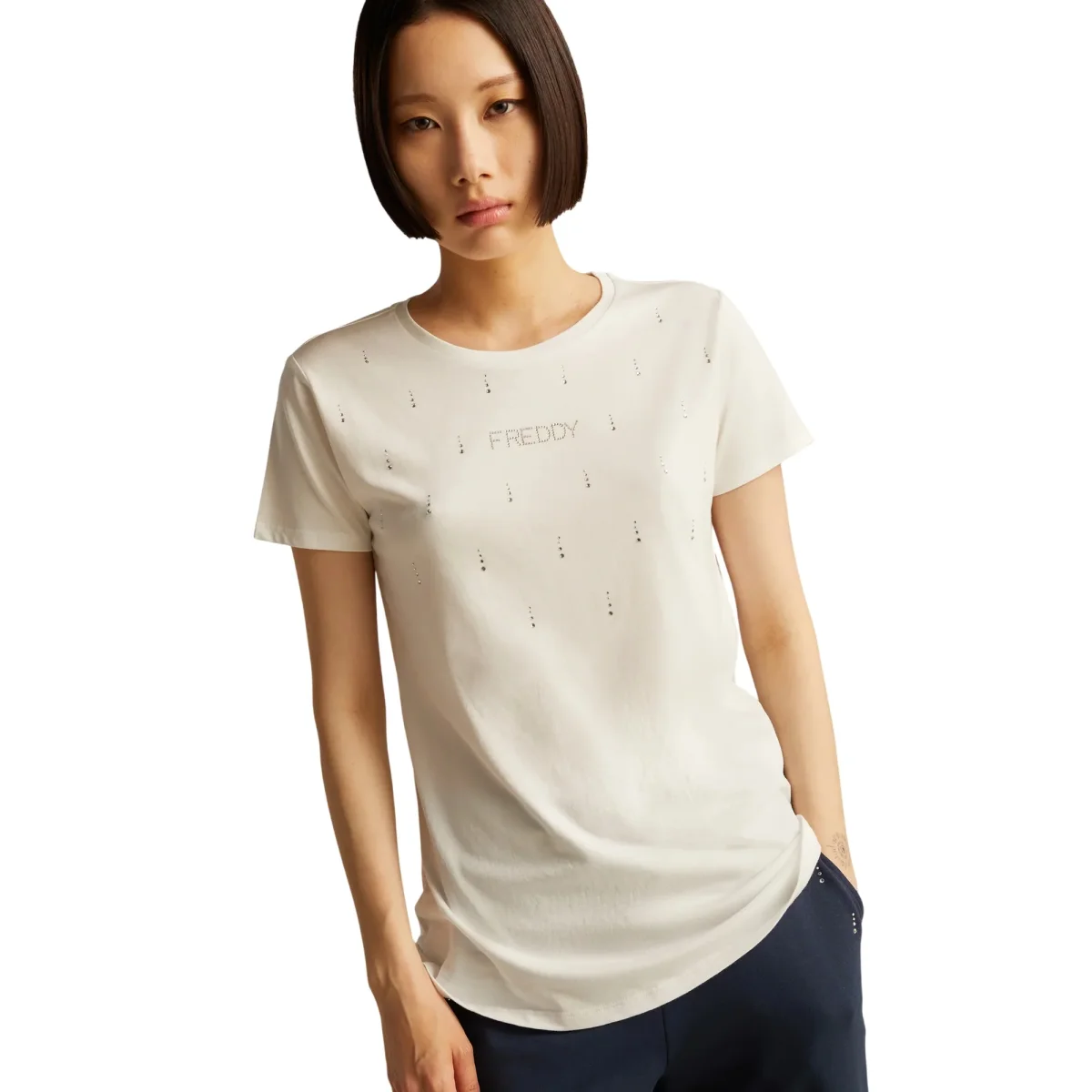 T-Shirt in jersey modal con Strass e Taglio Arrotondato - immagine 4