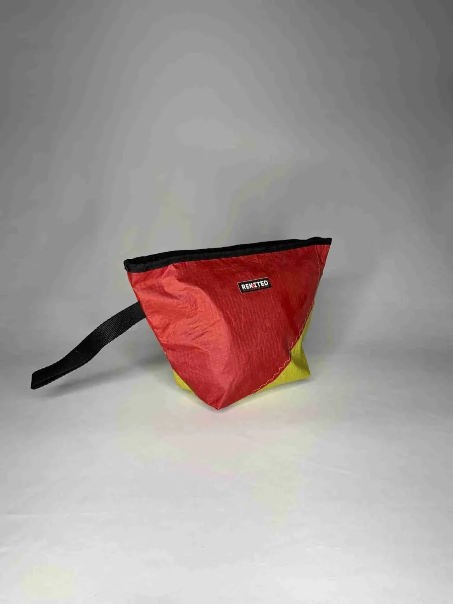 HANDLEPASS_7065 Pochette da polso in vela da kite riciclata - immagine 2