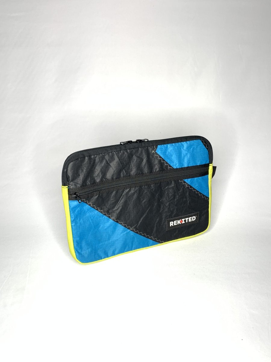 ONE FOOT 13_8475 Custodia notebook 13″ in vela da kite riciclata sostenibile - immagine 2