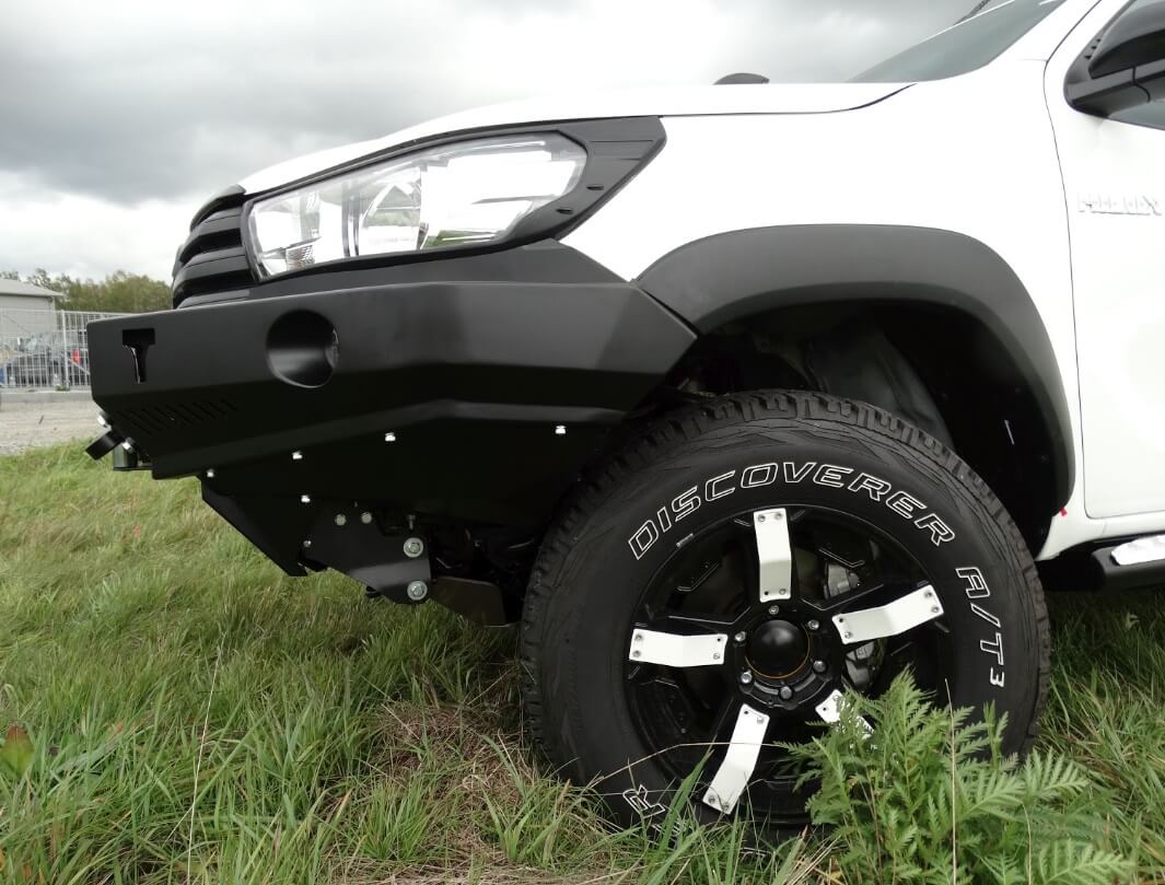 Paraurti Anteriore Toyota Hilux Revo 16-19 - immagine 9