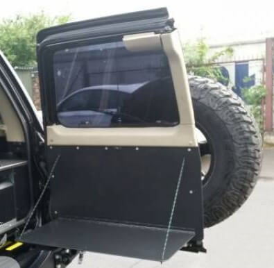 Tavolino Per Portellone Posteriore Nissan Patrol GR Y61 – Destro - immagine 2