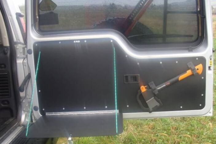 Tavolino Per Portellone Posteriore Land Rover Discovery 2 - immagine 2