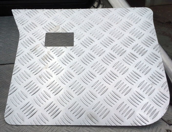 Pannelli Portellone Posteriore Nissan Patrol GR Y60 – Alluminio - immagine 3