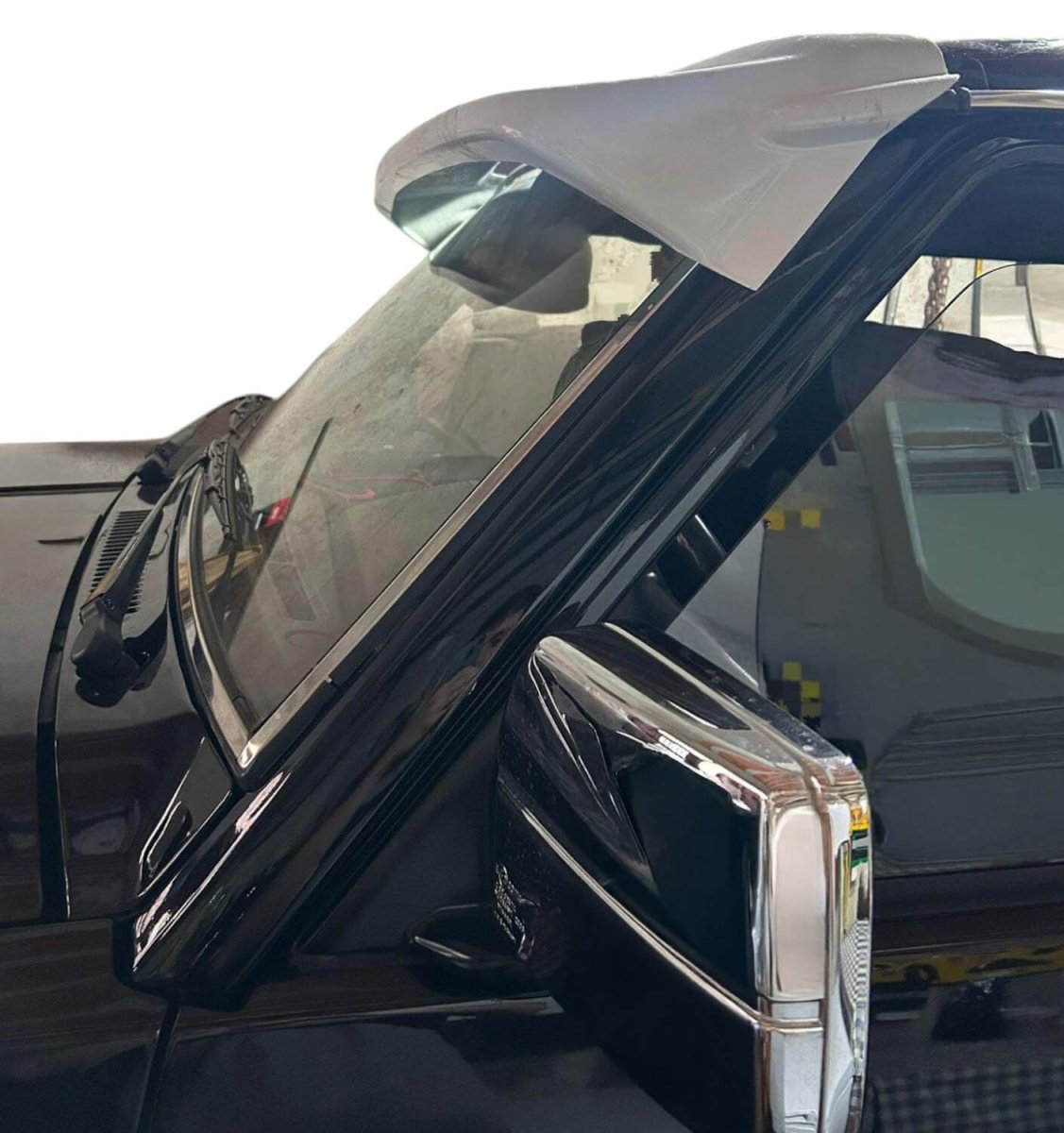 Deflettore Parabrezza Nissan Patrol GR Y60 - immagine 5