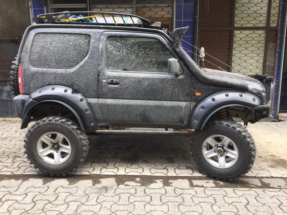 Parafanghini +8 cm Suzuki Jimny – Kit 6 pezzi - immagine 2