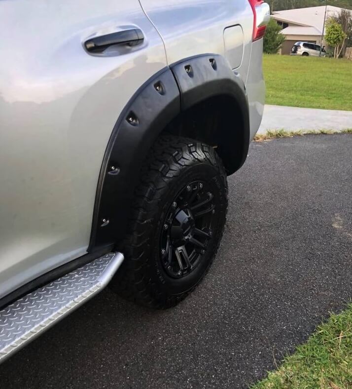 Parafanghini Supplementari Toyota Land Cruiser 150 - immagine 4