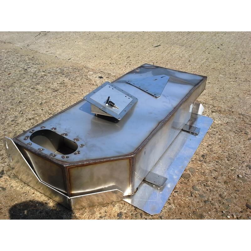 Serbatoio Acqua Con Riscaldatore Nissan Patrol GR Y60 e Y61 - immagine 2