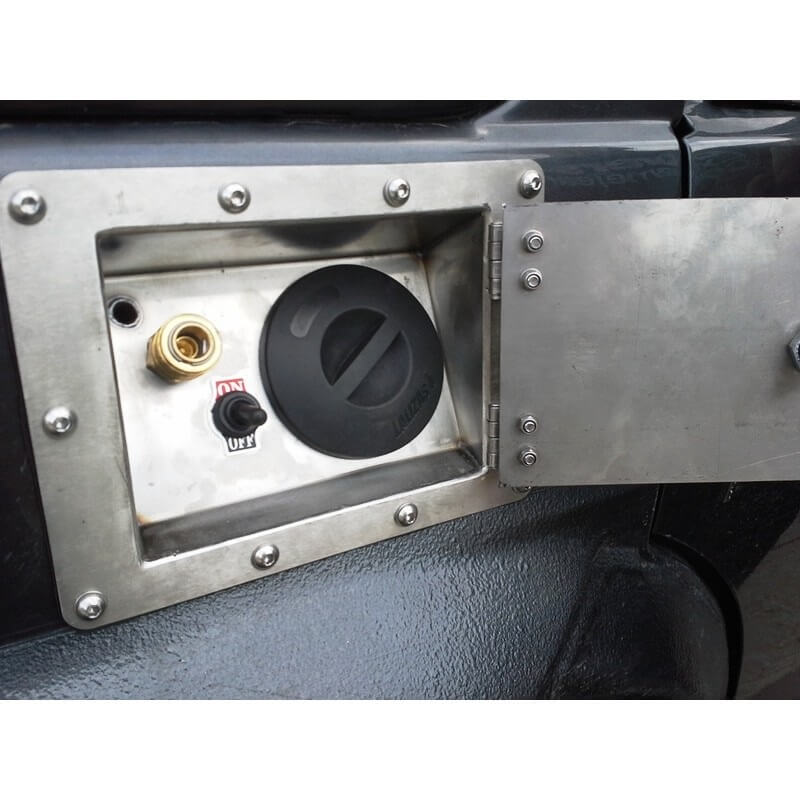 Serbatoio Acqua Con Riscaldatore Nissan Patrol GR Y60 e Y61 - immagine 4